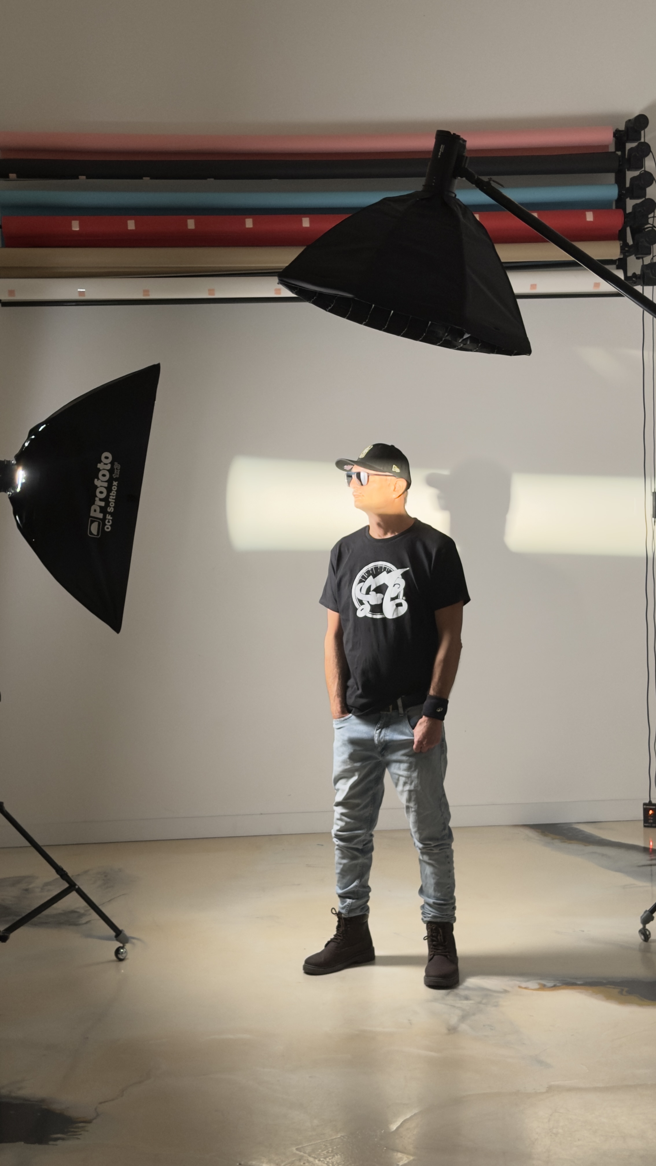 JD Fairlight chez Idole Studio, photographié par Phil Rodriguez
